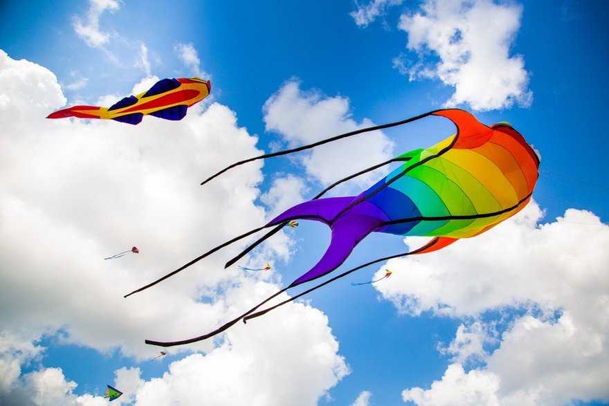 VI Фестиваль воздушных змеев «Летать легко!»