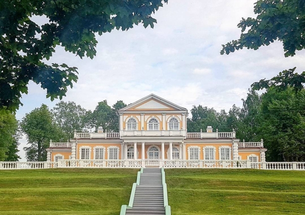 Путевой дворец Петра I в Стрельне